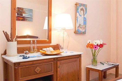 Atlantida Holiday Club Hotell Akrotírion Eksteriør bilde
